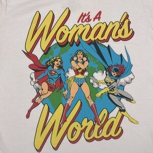 Justice League “It’s a Woman’s World”